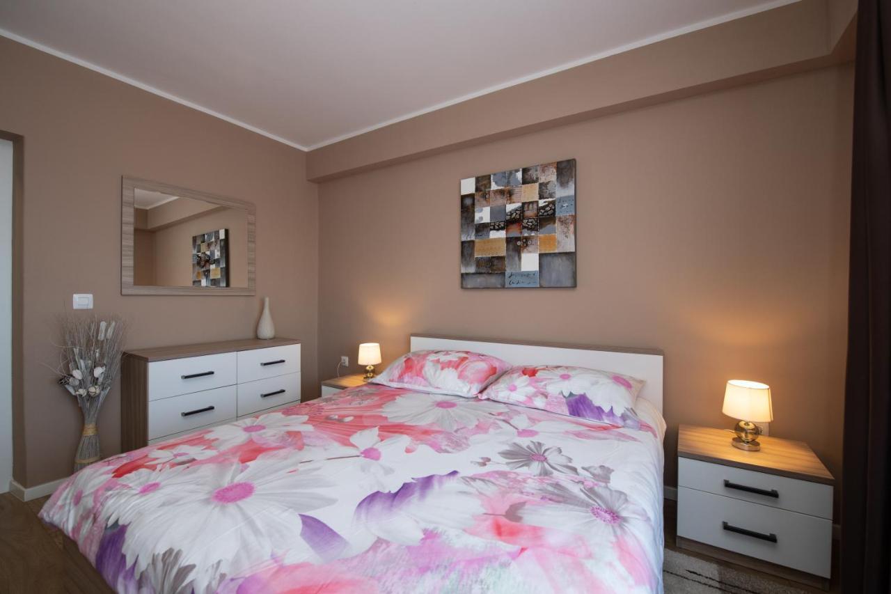 Appartement Sanja *